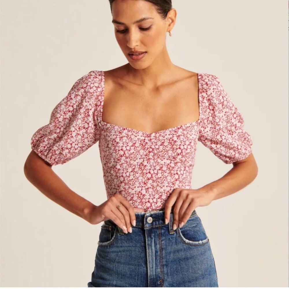 Abercrombie & Fitch Sweetheart Puff Sleeve Top Size Small